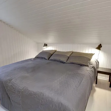 Holiday home Eliene - 500m From The Sea By Interhome