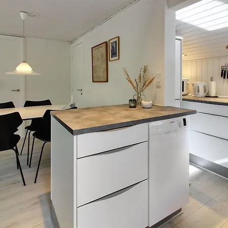 Eliene - 500m From The Sea By Interhome Feriehus *