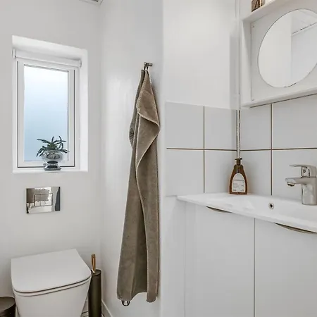 Holiday home Eliene - 500m From The Sea By Interhome